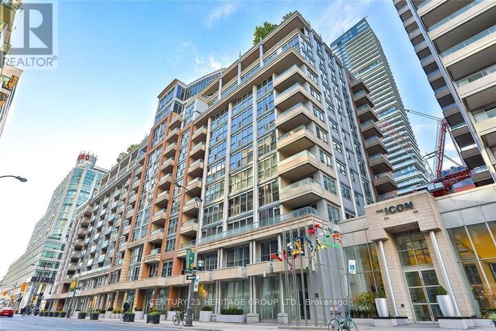 Property Photo:  250 Wellington Street 926  ON M5V 3P6 