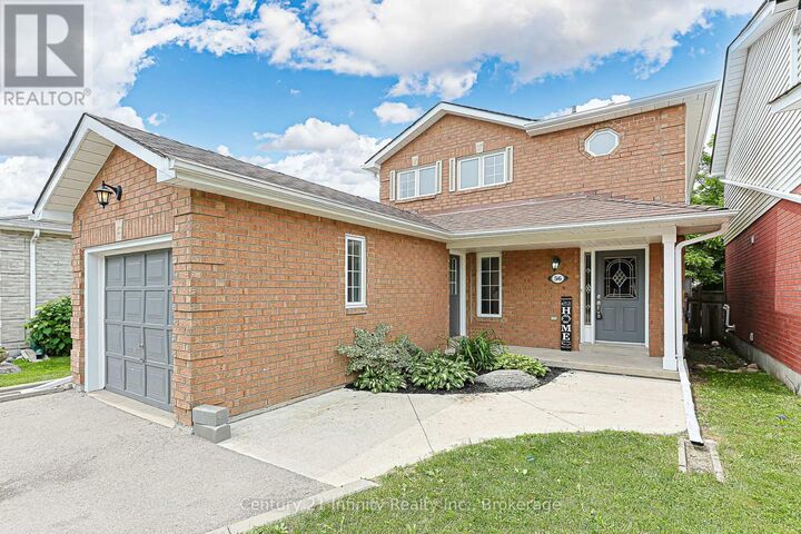 Property Photo:  56 Bushford Street  ON L1E 2X1 