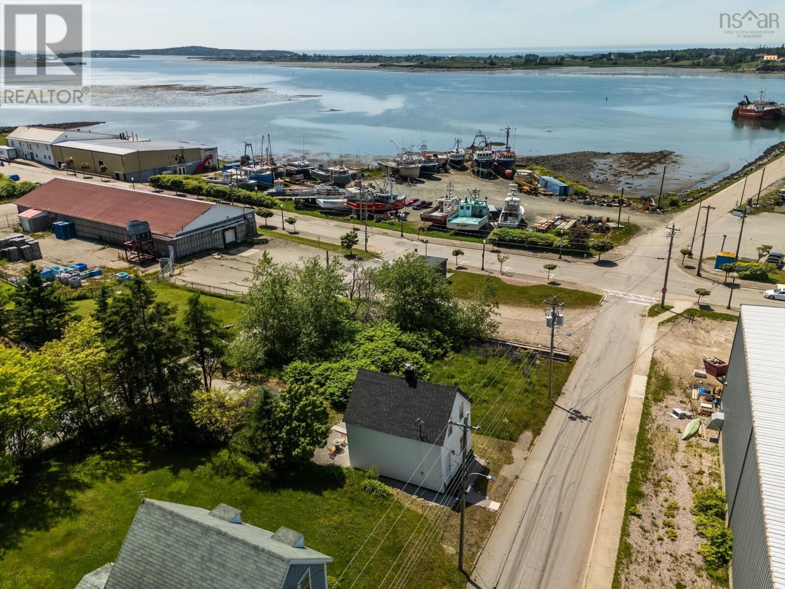 Property Photo:  7 Pearl Street  NS B5A 3M4 