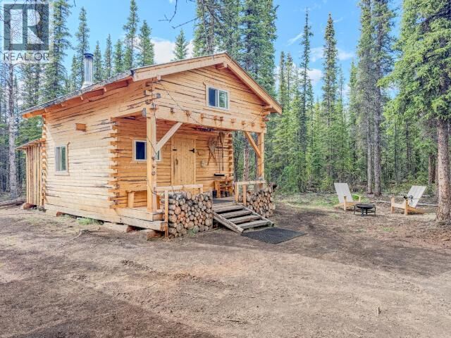 Property Photo:  17 Canyon Road  YT Y0B 1L0 