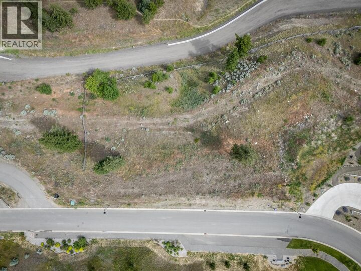 3100 Kicking Horse Drive 22 — photo 1