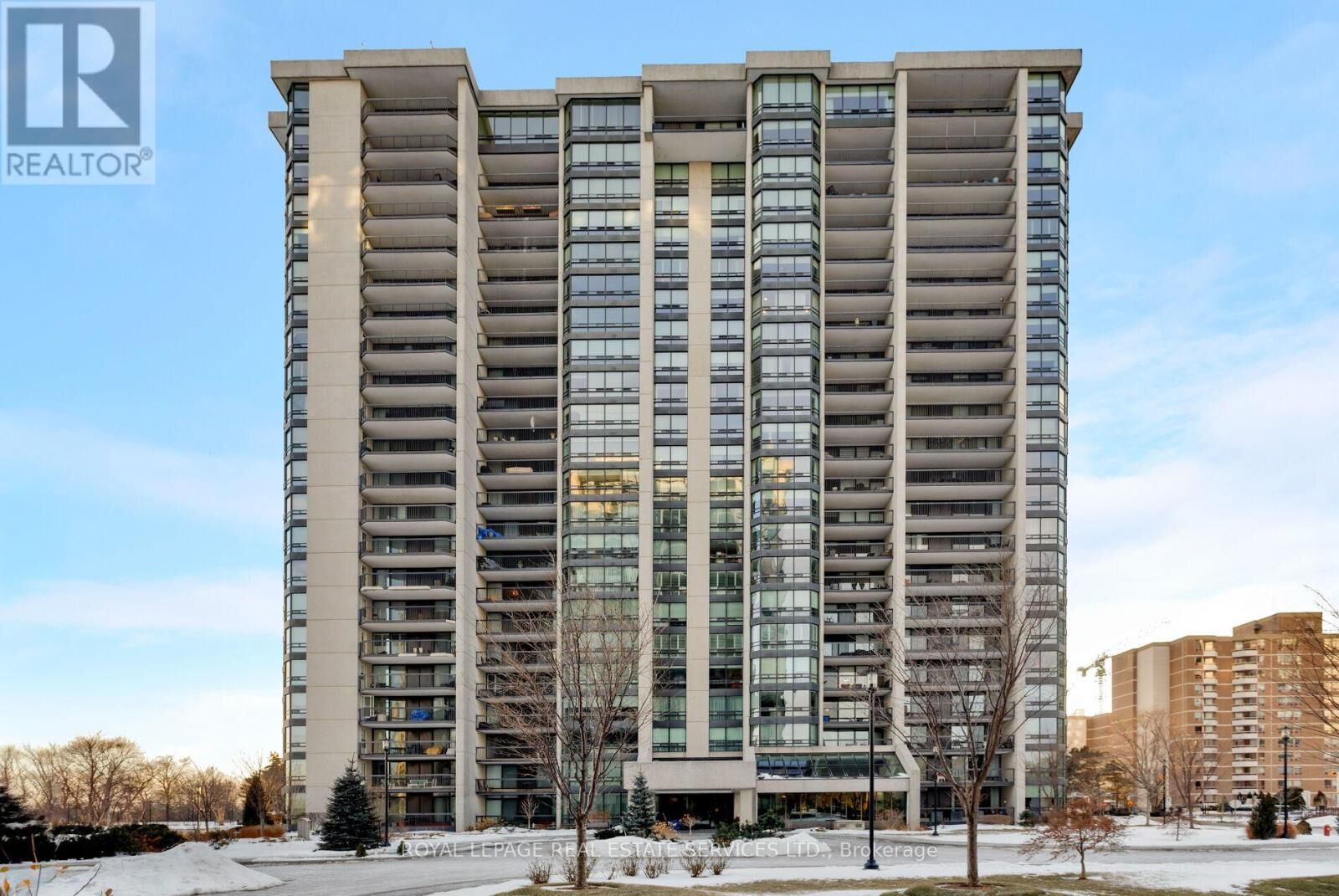 Property Photo:  2180 Marine Drive 1401  ON L6L 5V2 