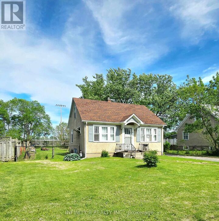 98 Louth Street — photo 1