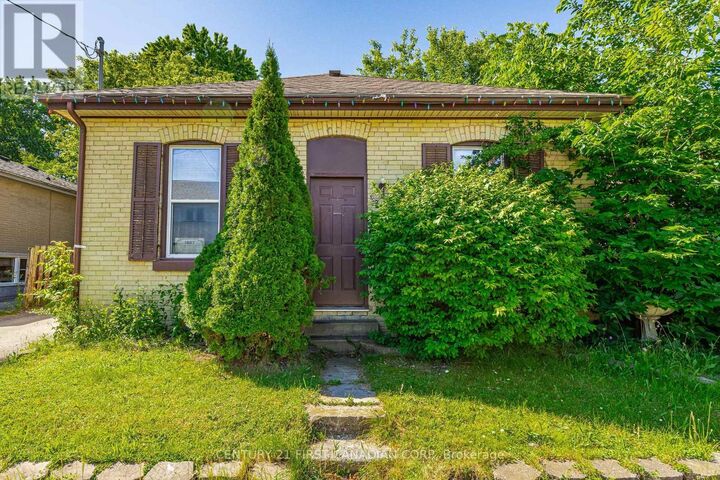 Property Photo:  973 Dame Street  ON N5Z 1M5 