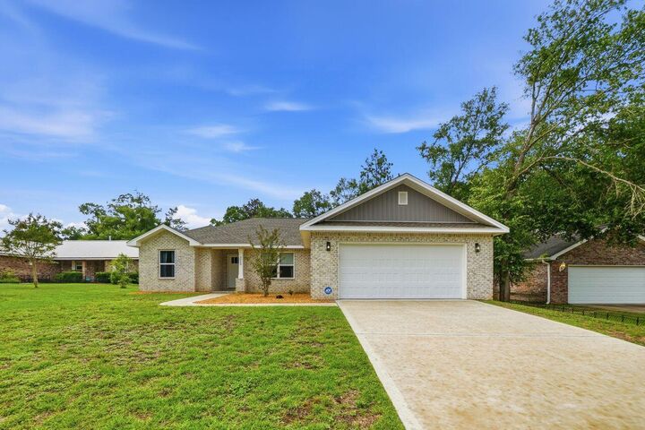 Property Photo:  3228 Twilight Drive  FL 32539 
