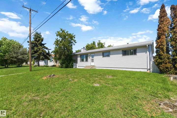 Property Photo:  4608 48 Avenue  AB T0A 2W0 