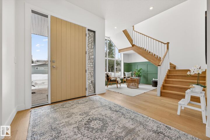Property Photo:  14004 89A Avenue NW  AB T5R 0J5 