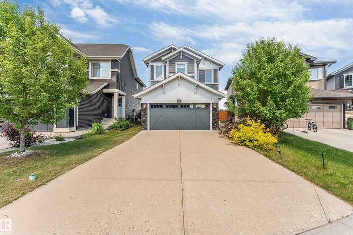 Property Photo:  5137 Crabapple Link Link SW  AB T6X 0X4 