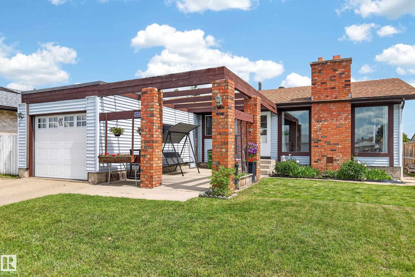 Property Photo:  15231 117 Street NW  AB T5X 1R2 