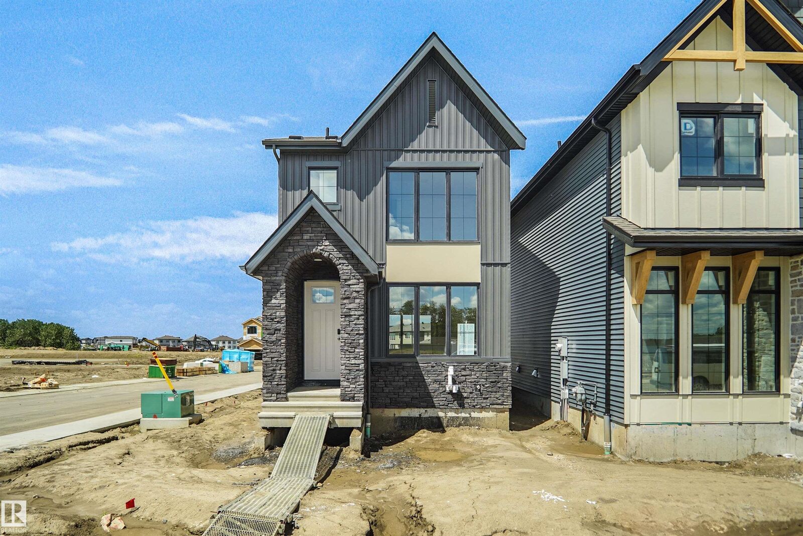 Property Photo: 1308 9 Street NW AB T6T 2W2
