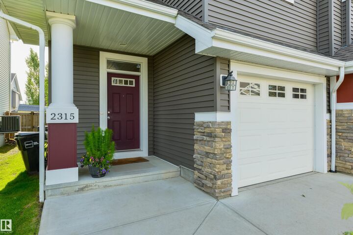 Property Photo:  2315 68 Street SW  AB T6X 2B1 