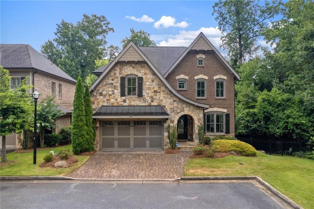 Property Photo:  108 Walden Square Way  GA 30030 