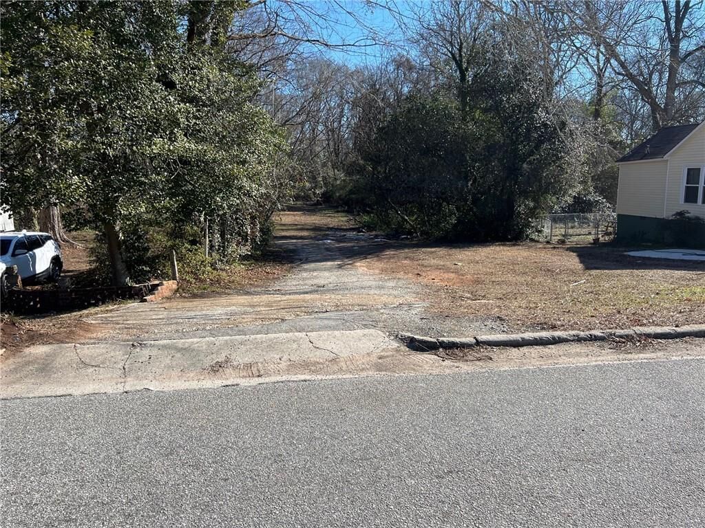 Property Photo:  14 Hamilton Bohannon Drive  GA 30263 