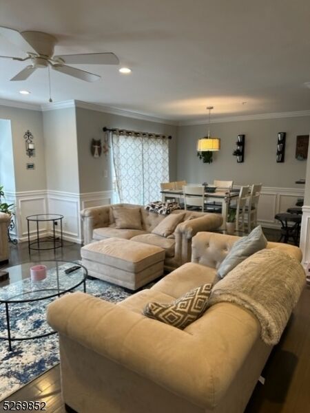 Property Photo:  93 Lakeview Ct  NJ 07442 