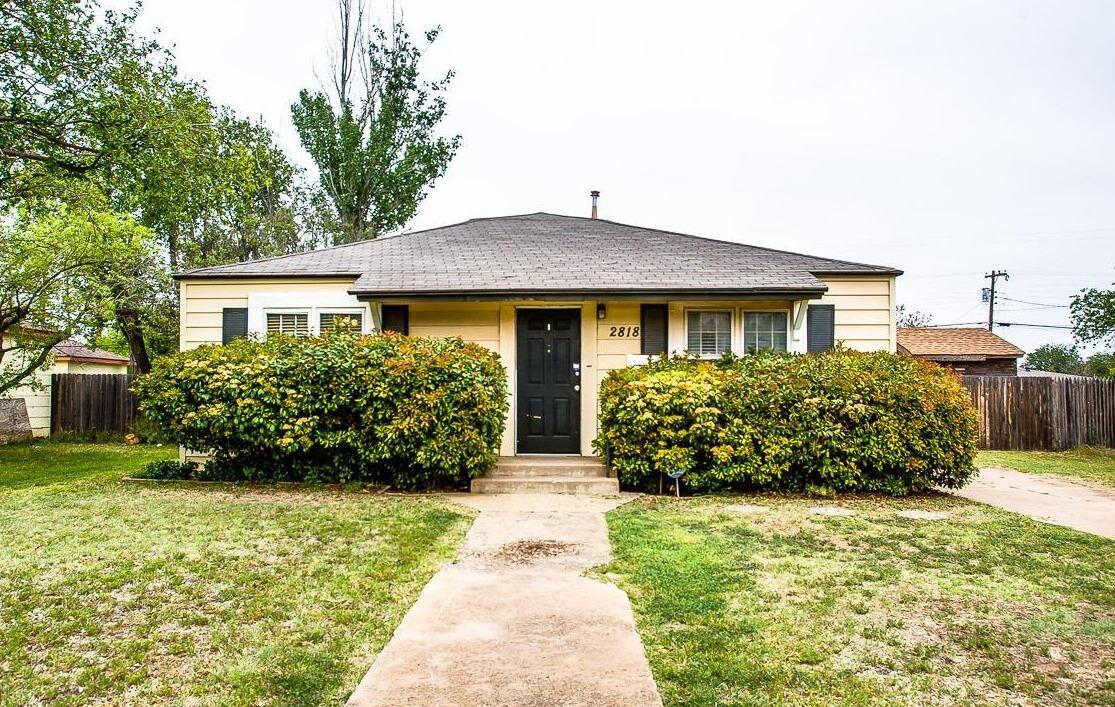 Property Photo: 2818 40th Street TX 79413