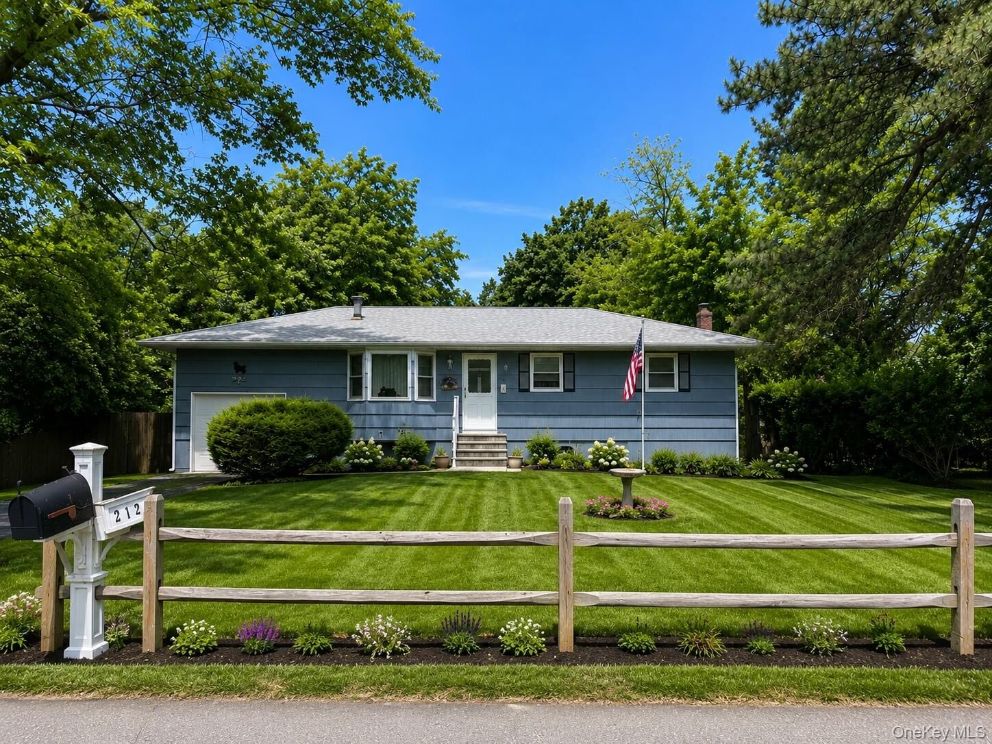 Property Photo:  212 Union Avenue  NY 11772 