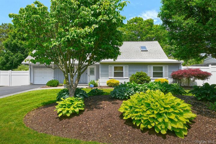 Property Photo:  5 Meyer Lane  NY 11763 