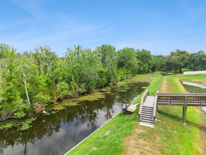 Property Photo: 1235 Dora Parc Lane FL 32757