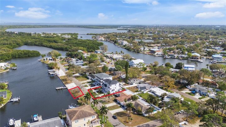 Property Photo: 220 90th Avenue NE FL 33702