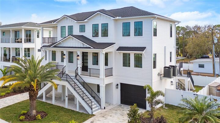 Property Photo:  220 90th Avenue NE  FL 33702 