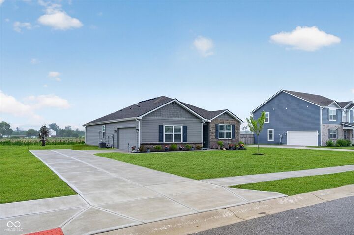 Property Photo: 7920 Magnolia Street IN 46163
