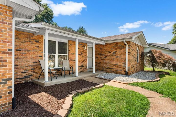 Property Photo: 5863 Stonehorse Court MO 63129