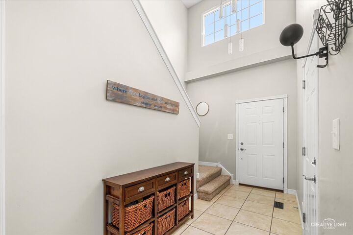Property Photo: 2316 Foxmoor Lane IL 60502