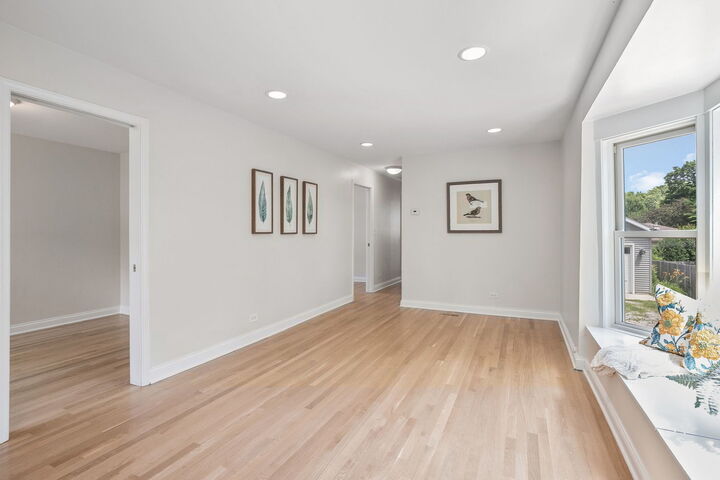Property Photo:  125 Burton Street  IL 60030 