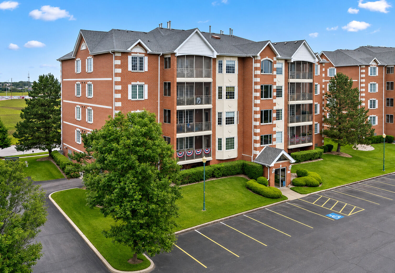 Property Photo: 7920 Trinity Circle 3se IL 60487