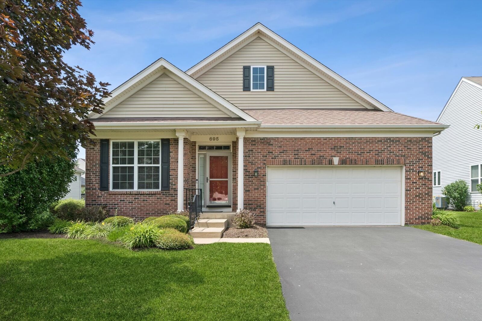 Property Photo:  695 Cheshire Court  IL 60543 