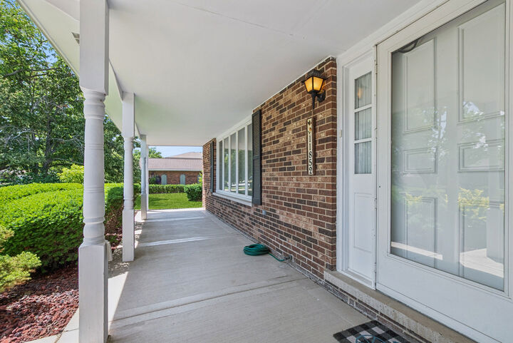 Property Photo:  11852 Oregon Trail  IL 60467 