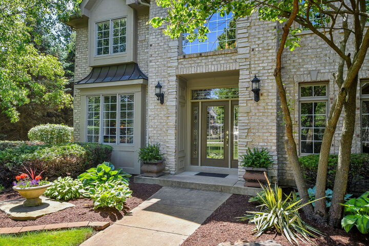 Property Photo: 7N570 Stevens Glen Road IL 60175