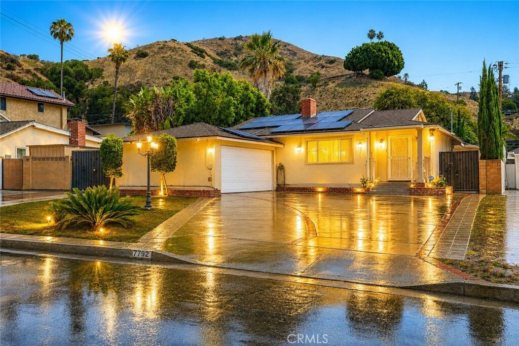 Property Photo:  7792 Shadyspring  CA 91504 