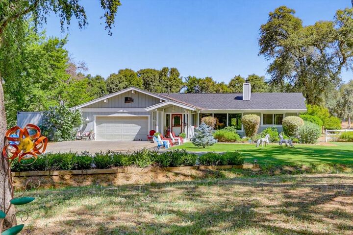 Property Photo:  18310 Gray Oak Drive  CA 95975 