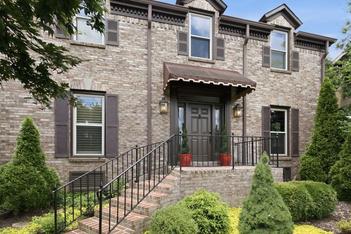 Property Photo: 165 Charleston Park TN 37205