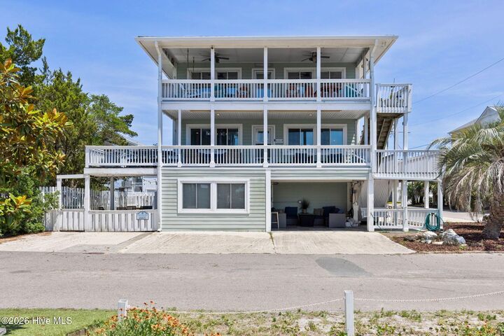 Property Photo:  11 Wright Street Unit 2  NC 28480 