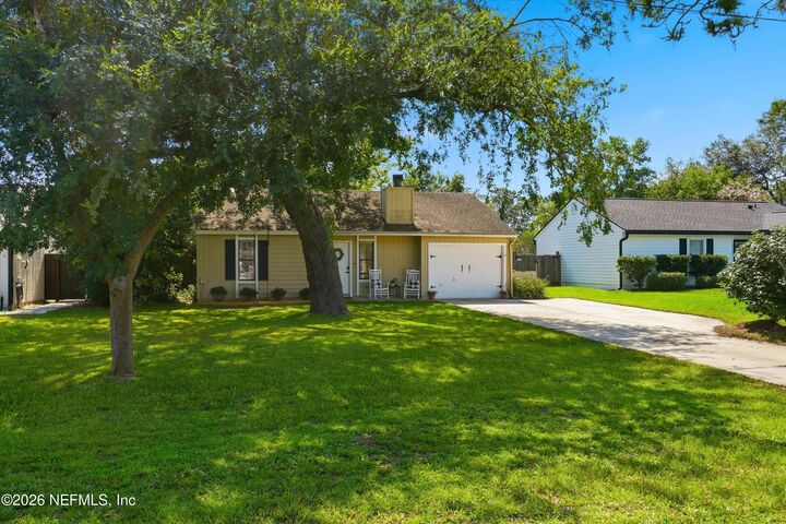 Property Photo:  12768 Attrill Road  FL 32258 
