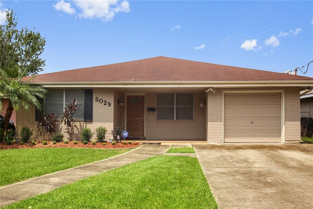 Property Photo:  5029 Loveland Street  LA 70006 