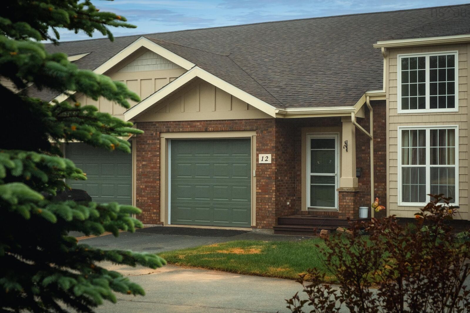 Property Photo:  12 Narrowleaf Grove  NS B2W 6P5 