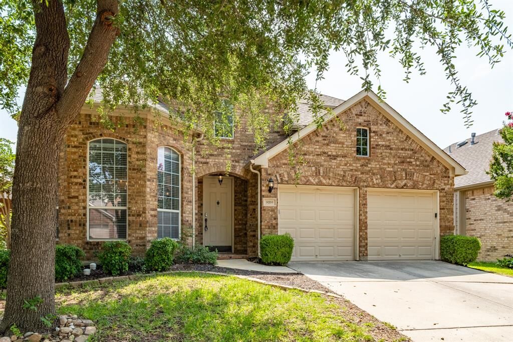 Property Photo:  9316 Moncrief Street  TX 76244 