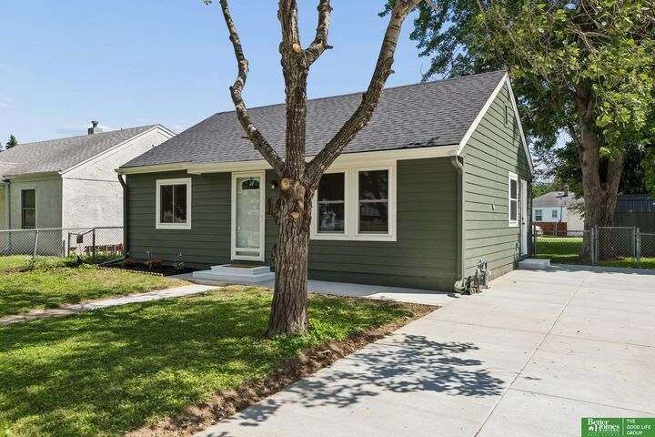 Property Photo:  3227 6th Avenue  IA 51501 