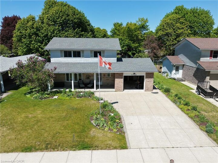 Property Photo:  353 Crawford Street  ON N0H 2C2 