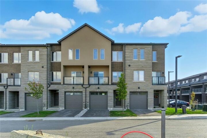 4 Clear Valley Lane — photo 1