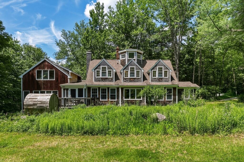 Property Photo:  7 Sundown  MA 01096 