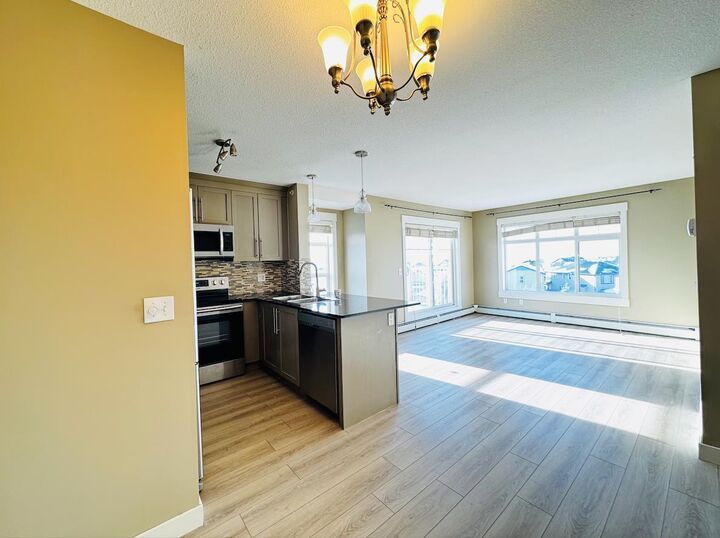 155 Skyview Ranch Way NE 6413 — photo 1