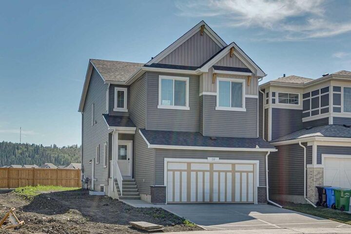 39 Creekstone Green SW — photo 1
