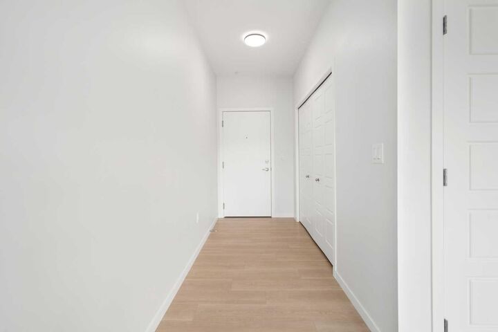 Property Photo: 42 Cranbrook Gardens SE 2310 AB T3M 3P9