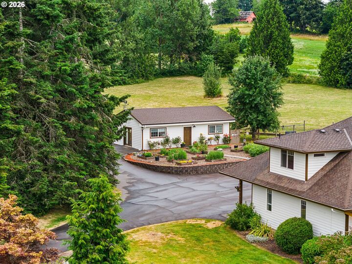 Property Photo: 17911 NE 176th Ct WA 98606