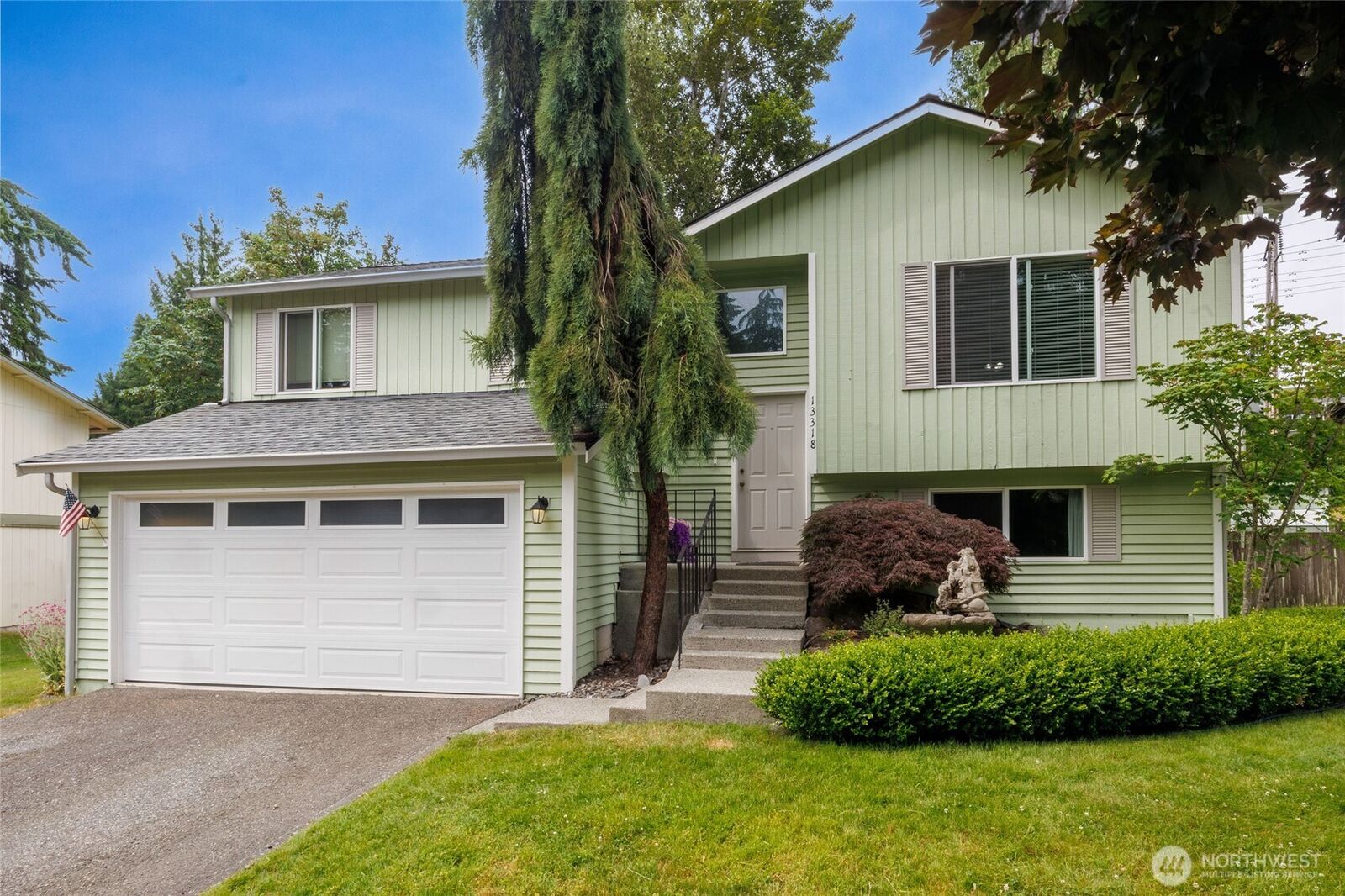 Property Photo:  13318  47th Avenue SE  WA 98012 