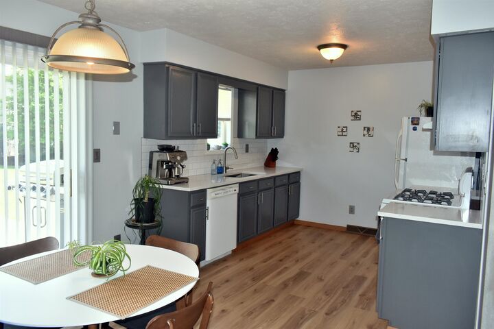 Property Photo:  2610 Bluffside Drive  IL 61109 